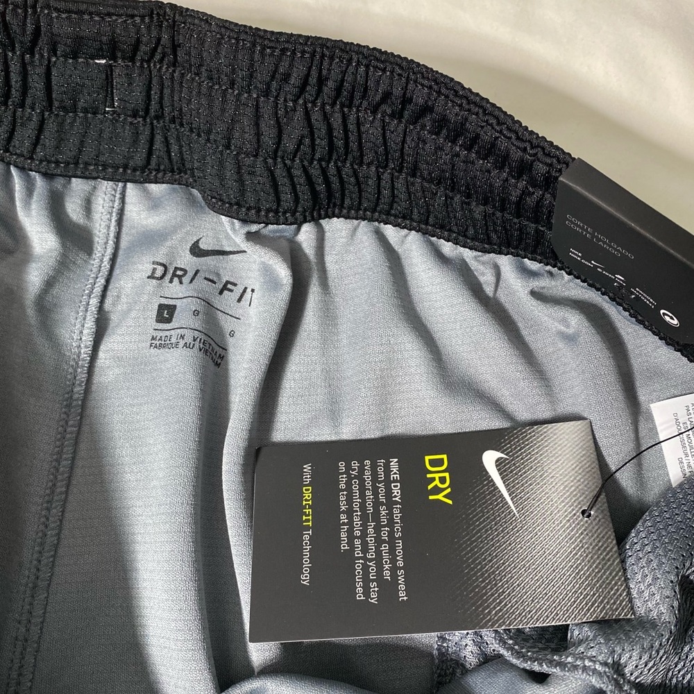 ❌Sold❌🆕NWT Nike Dri Fit DNA Shorts - Picture 9 of 10